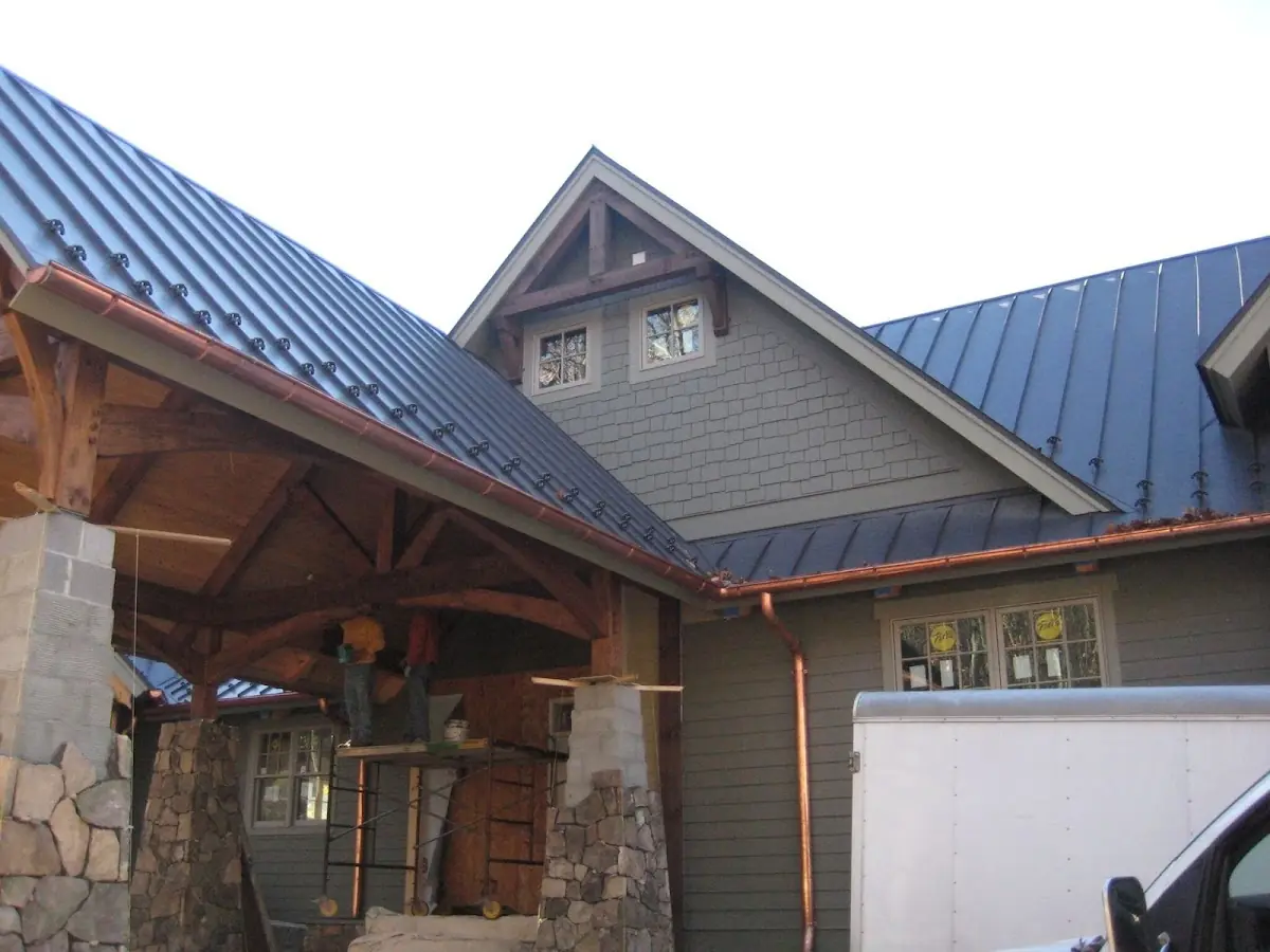 Craftsman Roofing team delivering quality roofing work in Arcadian Heights